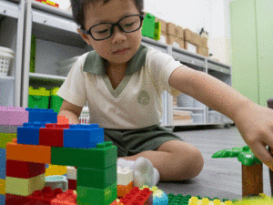 FMC-Preschool-boy-lego